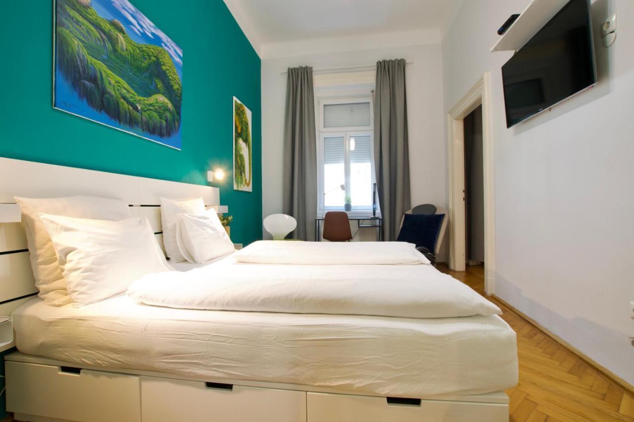 Standard Apartment By Hi5 - St. King Street 16. — Photos 2
